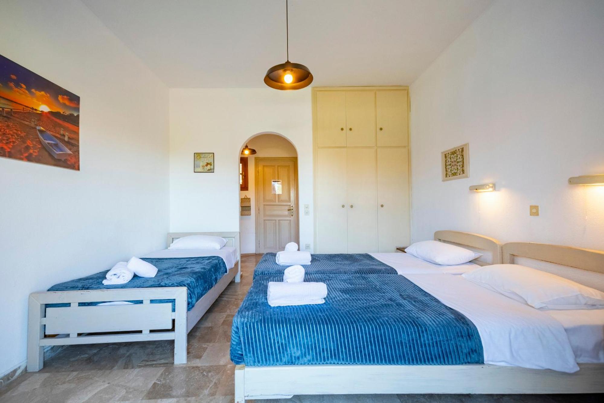 Apollo Apartment *